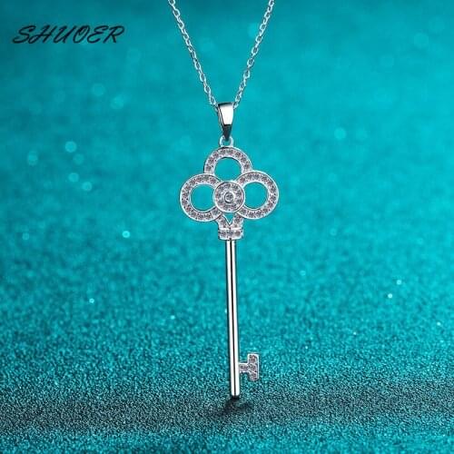 Classic 925 Sterling Silver Brilliant Cut 0.3 Carat Pass Diamond Tester D Color Moissanite Soul Key Pendant Necklace for Women