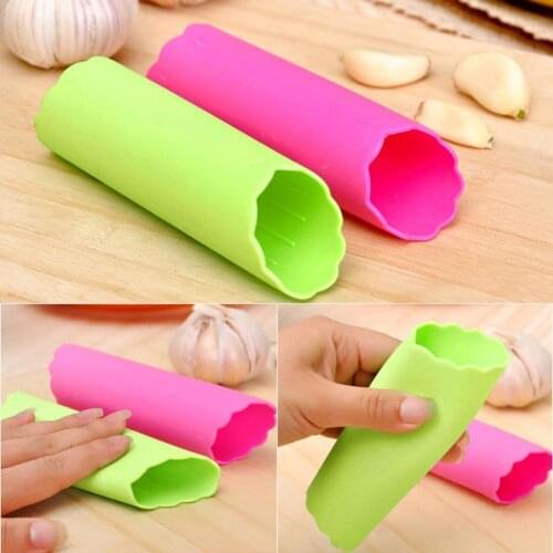 1PC New Peeled Garlic Tools Silicone Garlic Peeler Peel Easy Kitchen Color Tool Barrel Random Peeling T5R1