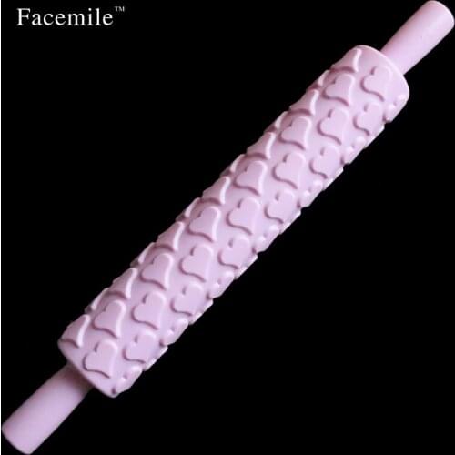 Gift Facemile Rolling Pin Pastry Dough Tool Fondant Embossed Mold Heart Shape 04007