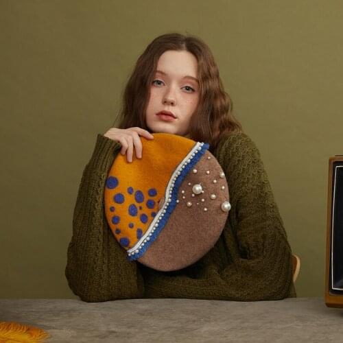 Women Hat Handmade Wool Felt Elegant Pearl Beret Street Popular Warm Winter French Vintage Painter Hat Fashion Show