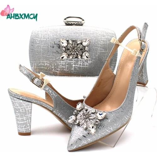 Classics Silver Color Italian Women Royal Wedding Party Shoes and Bag to Match with Shinning Crystal Nigerian Style Set