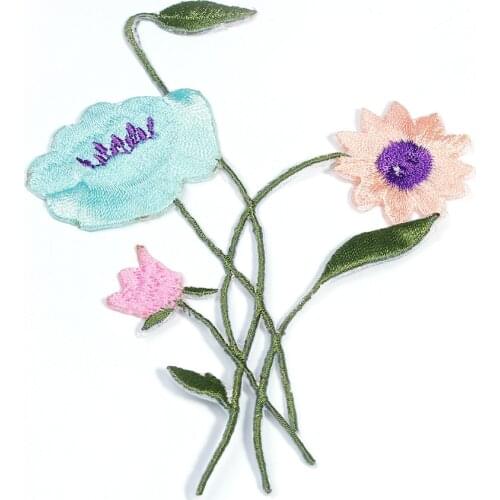 11.5x7.6cm 1PC Colorful Flowers Embroidered Patches Handmade Iron On Patches Stickers for Women Garment Bags DIY Crafts
