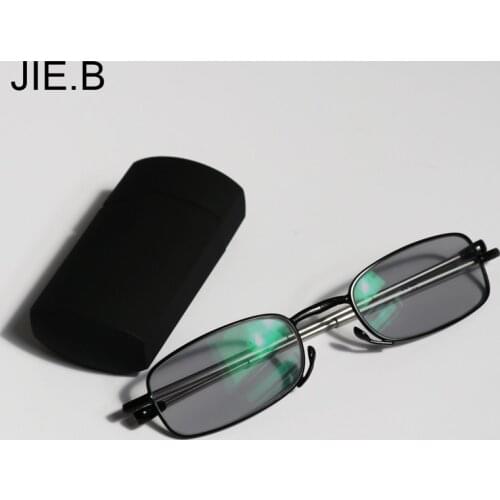 2017 New Mini Transition Sun Photochromic Read Glasses Quality Foldable Read Glasses Folding Reading Glasses Women Men With Case