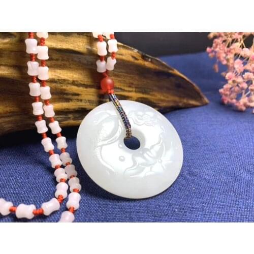 Costly Sea tridacna Pendant White giant clam Amulet mala bead hanging Organic gem rare