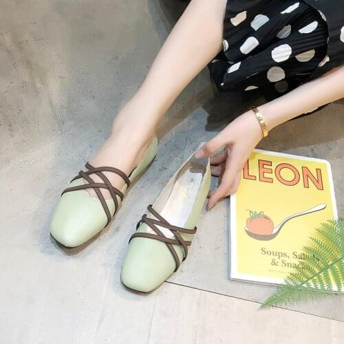 Fashion flat womens shoes personality design cross strap solid color round head casual comfortable simple fashion W33-15