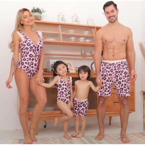 2021 New Summer Ruffle Sleeve Swimsuit Family Look Leopard Full print Pink Set Family Matching Swimwear for Mum Daughter Dad Son