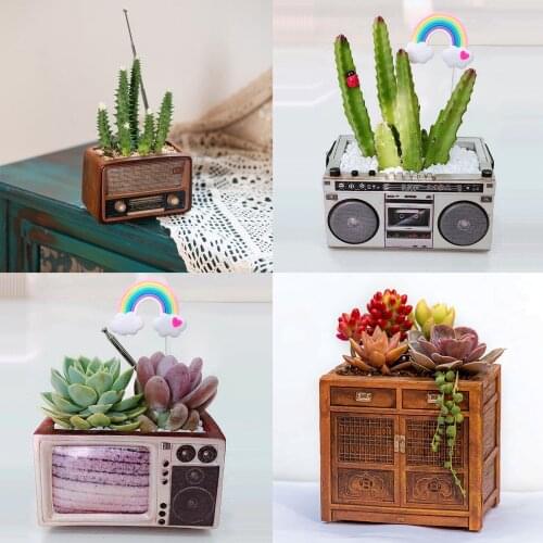 Innovative Flower Pot Retro Radio-Shaped Multi-functional Planter Home Decoration Garden Desktop Classic Ornament for Succulent