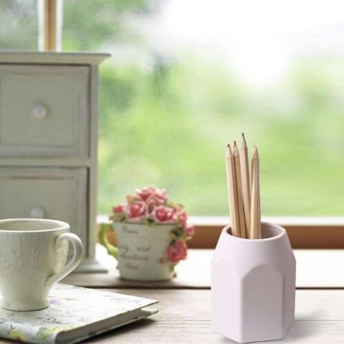 Multi-function Geometric Pencil Pen Holder Silicone Girl Women Makeup Brush Holder High Quality Colored Pencil Art Brush