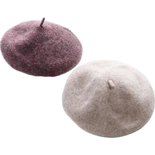 Autumn and winter Korean version of the wild British female painter hat woolen snowflake yarn retro fashion knitted beret tide