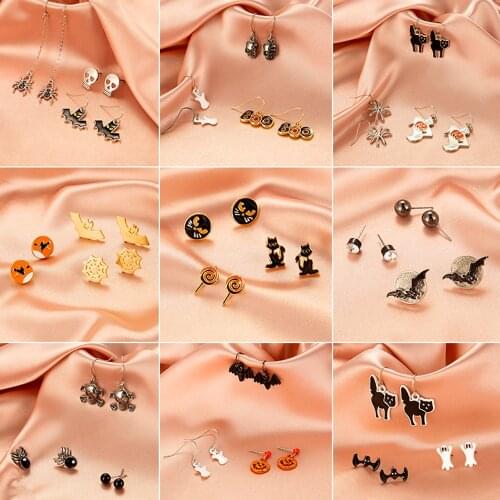 2020 New Halloween Earrings Neutral Bat Skeleton Spider Ghost Black Stud Earrings Dark Gothic Spoof Set Jewelry