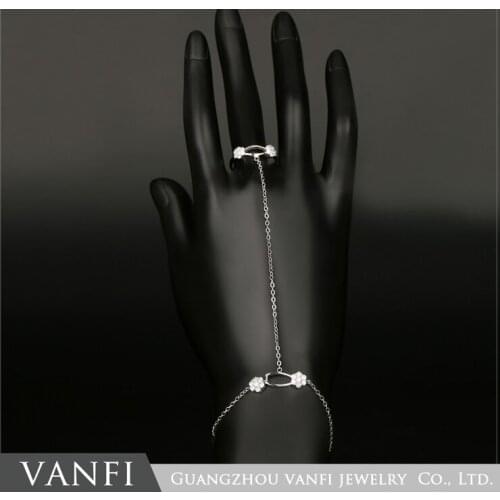 Kfvanfi New Design Hand Finger Bracelets Chain For Women Fashion Crystal Bangle Silver Plated Bracelet