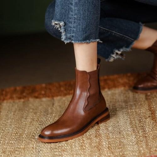 2021 Fall Shoes Women Comfort Low Heel Women Shoes Round Toe Leather Boots Women Solid Slip Retro Chelsea Boots Flat Shoes Women