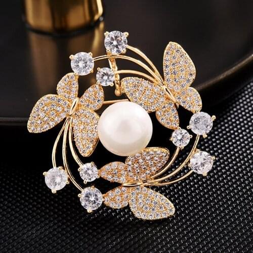 Exclusive Copper Micro-encrusted Zircon Butterfly Brooch Round Pin Brooch Clothing Jewelry Korean Version Brooch