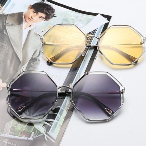 LJLGLY Sunglasses Women 2021 Luxury Brand Harajuku Street Style Shades Sun Glasses for Ladies Summer High Quality Eyewear UV400