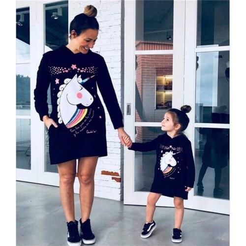 Cartoon Print Mother Daughter Dress Long-Sleeved Mommy and Me Hooded Sweatshirt Kids Dresses for Girls Family Matching Clothes
