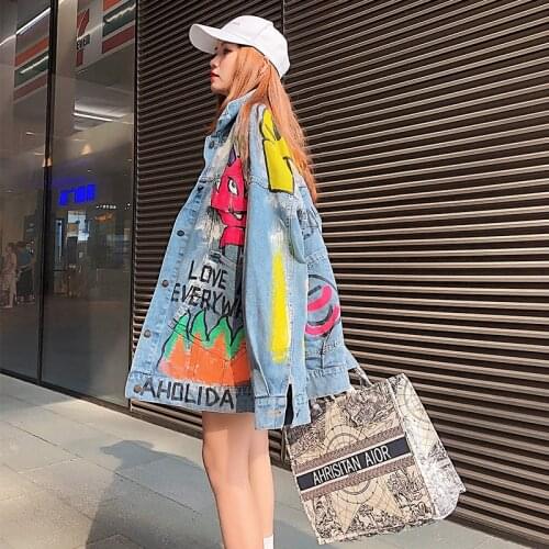 Women Hand-drawn Graffiti Pattern Denim Jackets BF Loose Havey Decor Oversize Jean Jacket Street Style Clothes