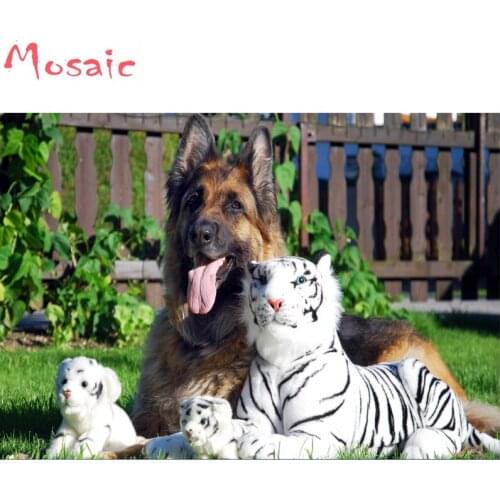 DIY Diamond Painting Cross Stitch"German Shepherd with White Tiger toys"Painting 5D Full Square Drill Diamond Mosaic home decor