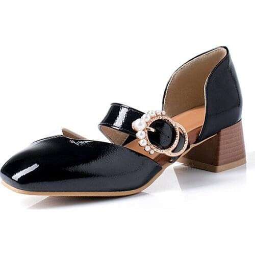 Fashion color matching womens shoes 2019 new thick with the square head 30-43 code buckle with hollow sandals women