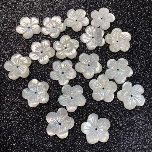 Shell Beads Carved-flowered Accessories White Loose Shell Beads For Jewelry Making Bracelet Earring Handiwork Sewing Accessory
