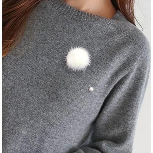 New Korean Ladies Accessories Brooch Faux Mink Plush Women Dress Sweater Alloy Pearl Fashion Brooch