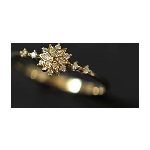 2019 New snowflake full crystal delicate Rings for women girls classic shining simple style all-match fashion jewelry Rings