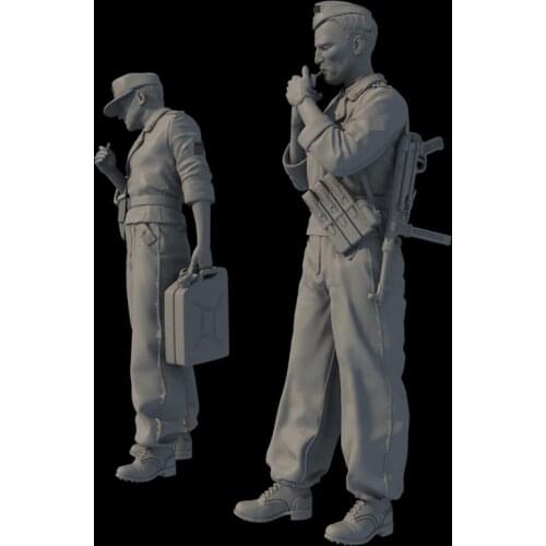 1/35 Resin Model figure GK Soldier Tanker Set Military theme of WWII Unassembled and unpainted kit