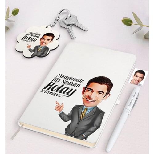 Personalized Men 'S Easy Grow Caricature Of White Notebook pen And Keychain Gift Seti-2 Reliable Quality Gift moment