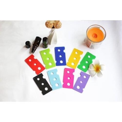 Quevinal Wholesale Factory price Essential Oil Opener Key Tool Remover For 1ml 2ml 5ml 10ml -100ml Roller Balls and Caps Bottle