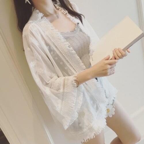 White Embroidery Crochet Kimono Blouse Cardigan Summer Blouse 2019 Casual Women Tops Hollow Out Loose White Blouse Tassel new