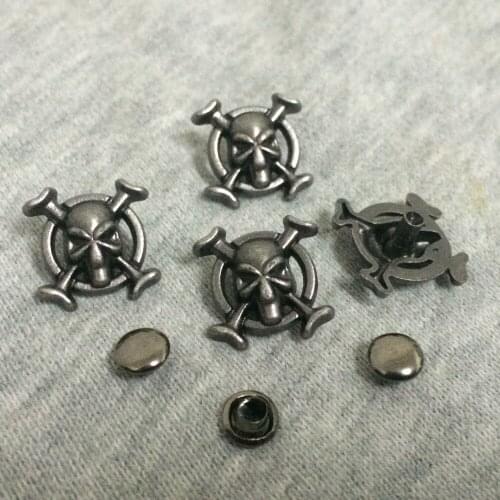 New 50PCS 15X15MM Antique Silver Cross Skull Head Studs Rivet Punk Spike Shoes Belt Bag Bracelets Accessories Leather Craft