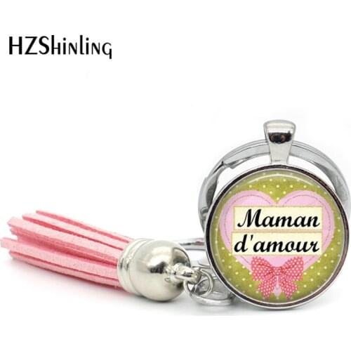 TAK--111 New Design Maman est une Reveuse Tassel Key Chain I Love You Maman Round Glass Dome Keyring for Women