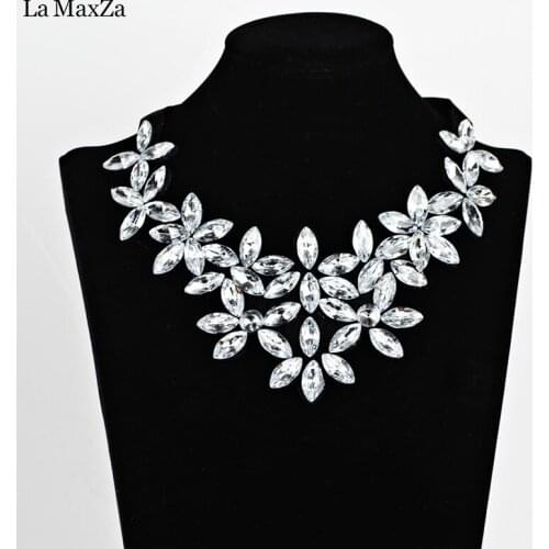 La MaxZa Trendy Romantic Pendants 3 color Shiny Multi-cluster Crystal Flowers Necklace Women Personality Fashion Jewelry Gift