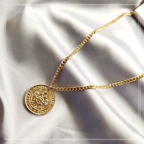 Newest Fashion Hip Hop Gold Color Alloy Round Coin Pendant Necklace For Women Statement Simple Chain Necklace Jewelry Party Gift