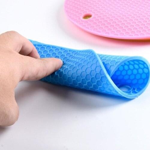 18cm Tableware Coaster Non-slip Heat Resistant Vinyl Coasters Cup Stands Pot Holder Home Kitchen Accessories Tableware Coaster