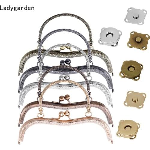 Metal Purse Frame Handle Clutch Bag Accessories DIY Kiss Clasp Lock Bronze Embossing M-shaped HandBag Hardware Magnetic Clasp