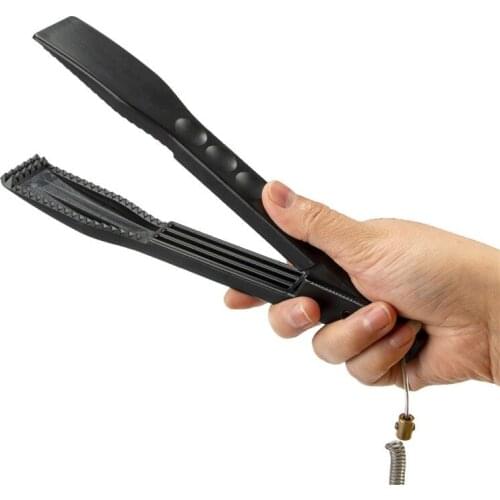 Fishing Body Tongs Gripper Plastic Holder Switch Lock fish gripper Gear pince de peche Fishing Supplies Fishing tong tools #d