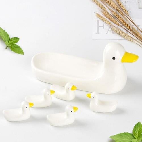 6Pcs/Set Duck Ceramic Chopsticks Holder Creative Small Sturdy Duck Chopstick Rack Fork Holders Cute Kitchen Tableware