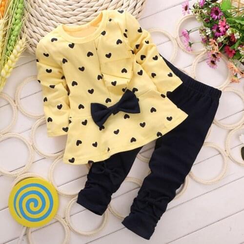 New Baby Children Sets Cotton Soft Heart-shaped Baby Girl Long Sleeve Set O-neck Fashion Print Bow For Kids Set T Shirt + Pants
