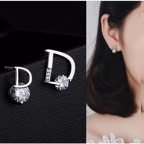 European and American personality shiny D letter asymmetric Earrings sexy party queen Earrings fashion trendsetter lady Earrings
