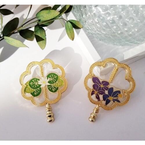 Creative Retro Plant Gilt Fan Brooch Elegant Pin Accessories Badge Wholesale