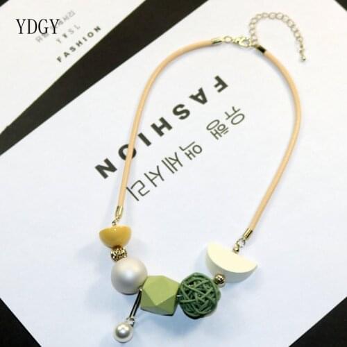 YDGY2019 Spring New Wooden Pearl Hanging Necklace Female Korean Clavicle Chain Clothing Show Matching Necklace