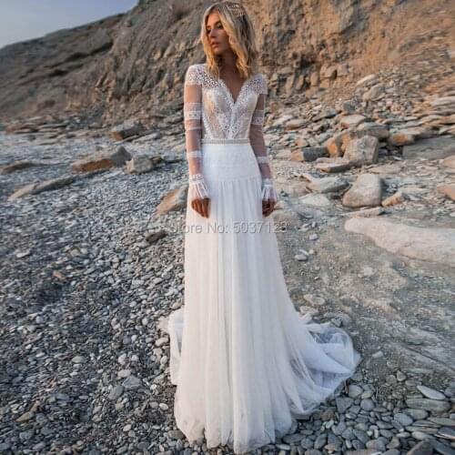 2020 Bohemian Long Sleeves Wedding Dresses Tulle A Line Vestido De Noiva Lace Appliques Button Illusion Bridal Gowns Sweep Train