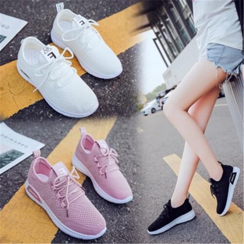 2019New Year Summer White Womens Shoes Flat Leather Canvas Shoes Womens Whiteboard Shoes Casual Womens Skateboard Shoes