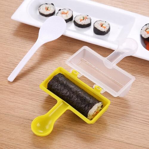 Creativity High Quality Wheat Straw Onigiri Rice Mold Shaker Sushi Maker With Spoon DIY Baby Rice Ball Kitchen Bento Accessories