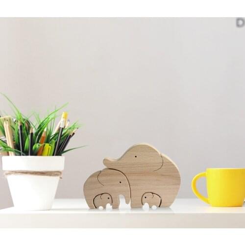 Wooden Elephant Decoration Mom and Child Shape Loving Family Figurine Desktop Ornament