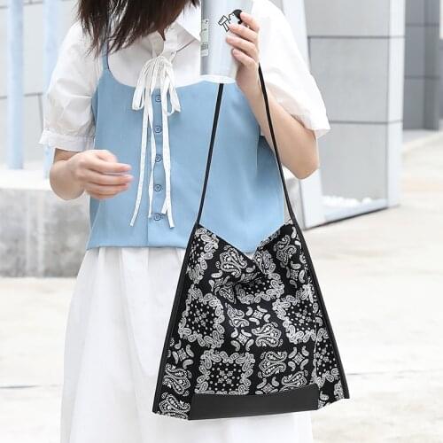 Korean Canvas Bag National Style Printing One-shoulder Bag Ins Leisure Literature and Fashion Color Womens Bag