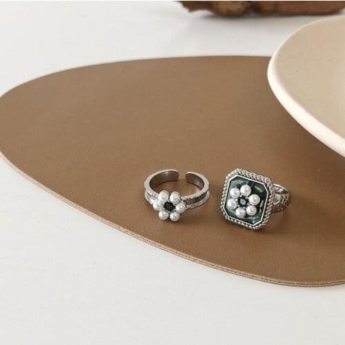 Vintage Black Oil Dripping Open Ring Baroque Pearl Square Adjustable Ring Elegant Rings Party Accessories Jewelry for Women