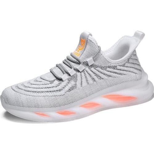 2021 Summer New Fashion Solid Color Breathable Casual Sports Shoes Non-slip Flat Mesh Shoes Round Toe Mens Shoes