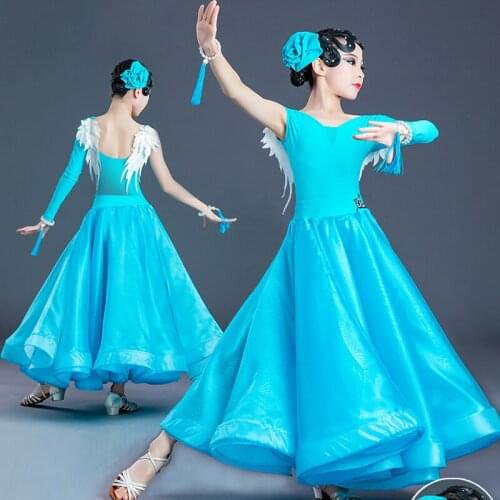 New ChildrenS Latin Dance Costume Girls Ballroom Dance Competition Dresses Wings Latin Modern Dance Top Skirt Dancewear DN7150