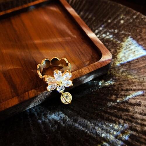 Super flash zircon flower ring female ins tide fashion design simple forest temperament open ring